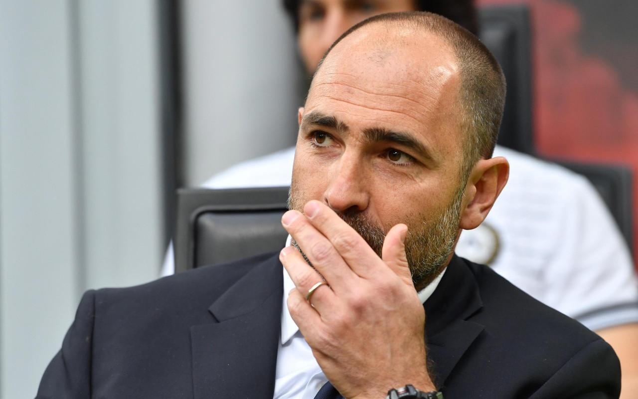 球员的背后 球员的背后