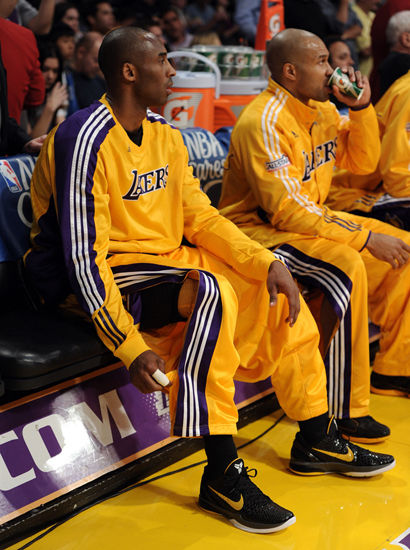 上作出调整 上作出调整