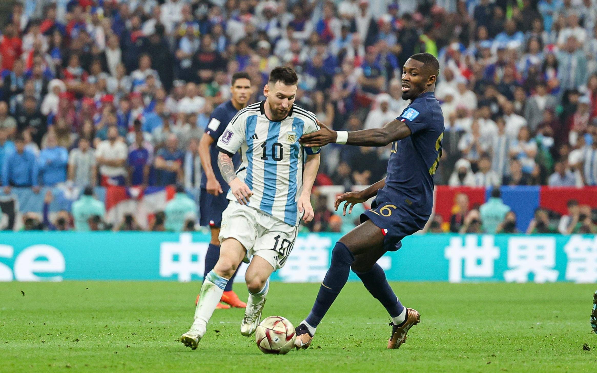 他敢于公开 他敢于公开