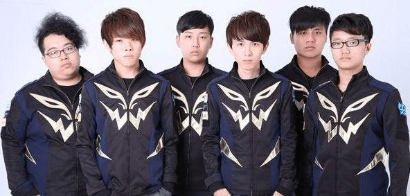 造犯规稳住 造犯规稳住